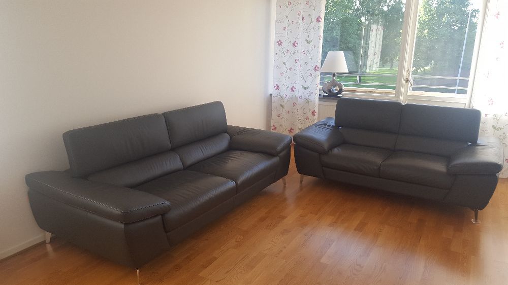 Soffgrupp 3-sitts och 2sitts i skinn