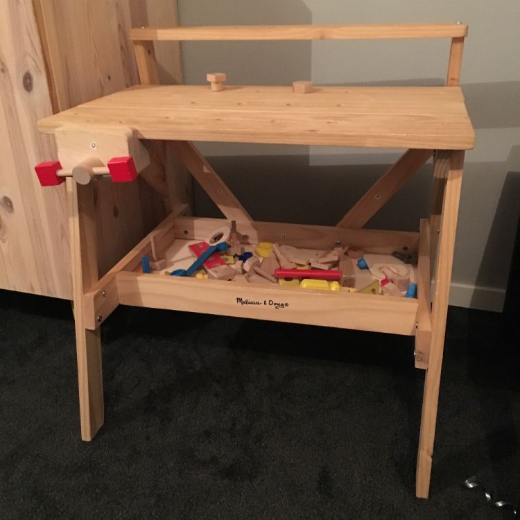 Snickarbänk för barn