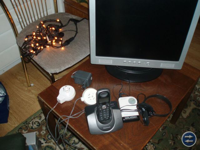 Telefon, bildskärm mm