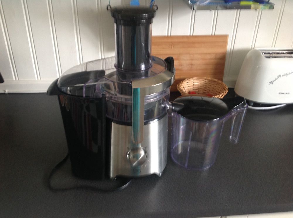Juice press kr 200
