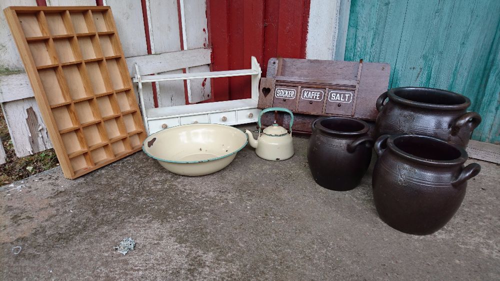 Hyllor Prylhylla Höganäs Kockum Emalj RETRO