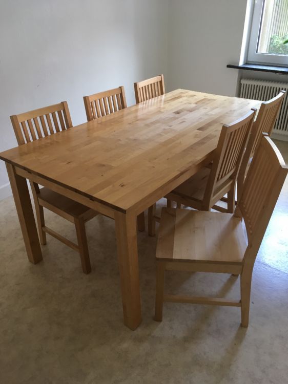 Matgrupp (bord + 6 stolar)