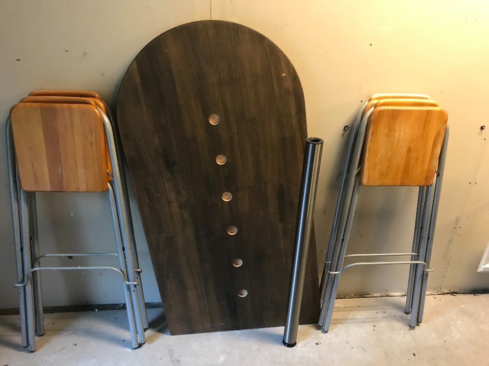 Barbord + 4 stolar