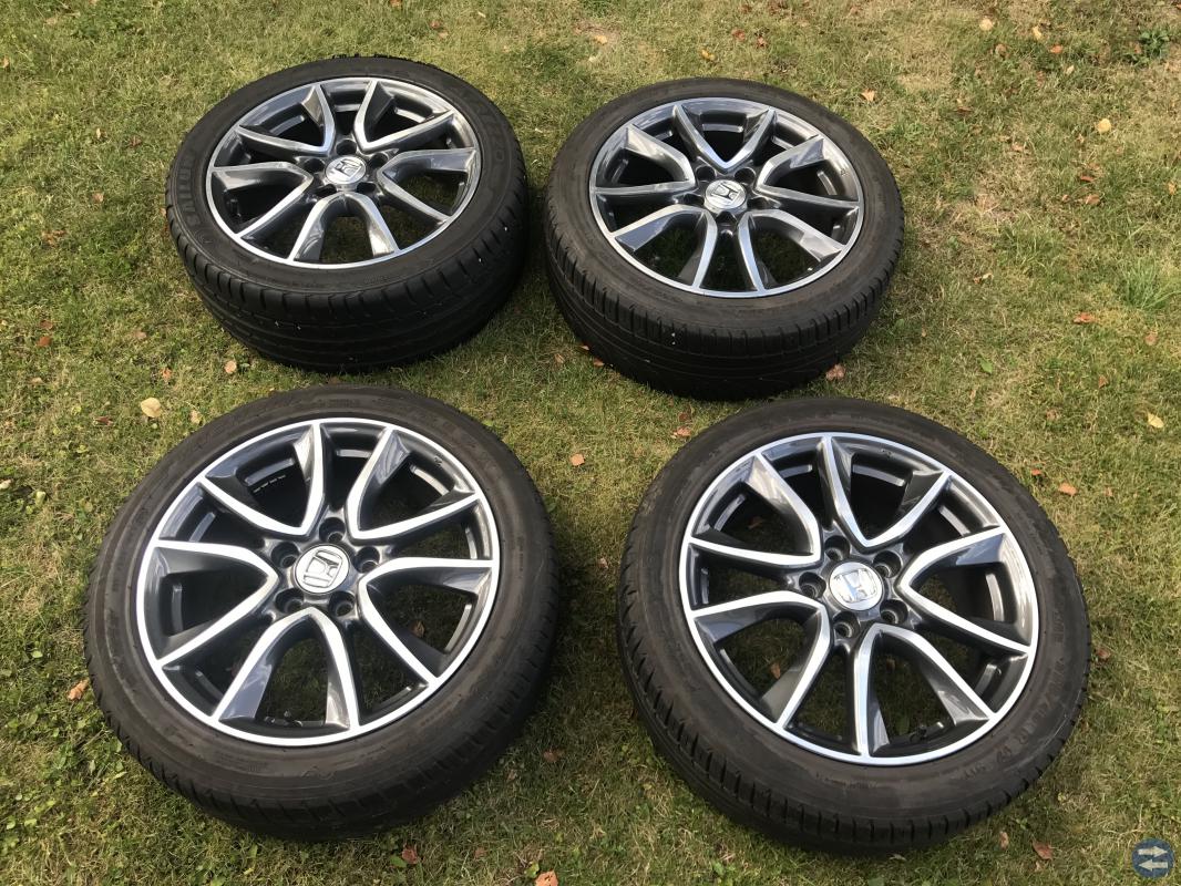 Honda Civic Fälgar + Däck 225/45 R17