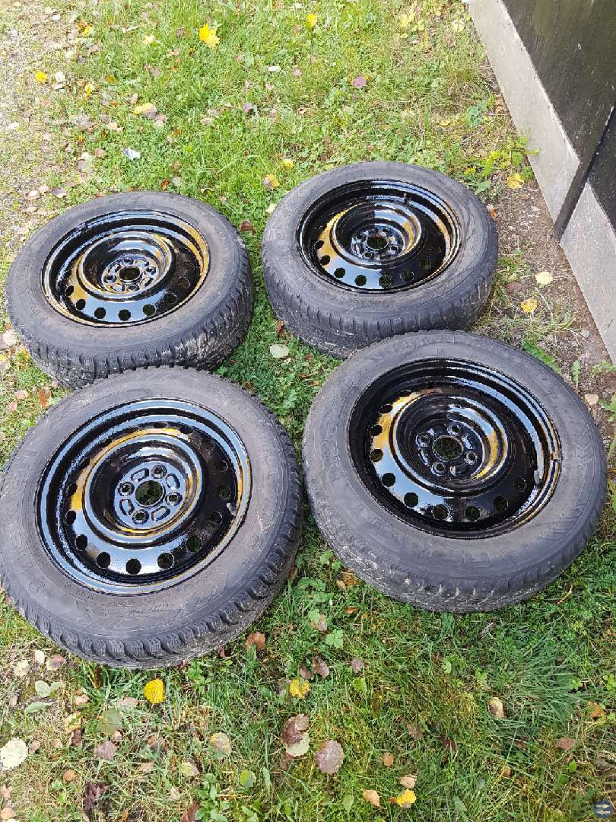 Dubbdäck Hakkapeliitta till Toyota