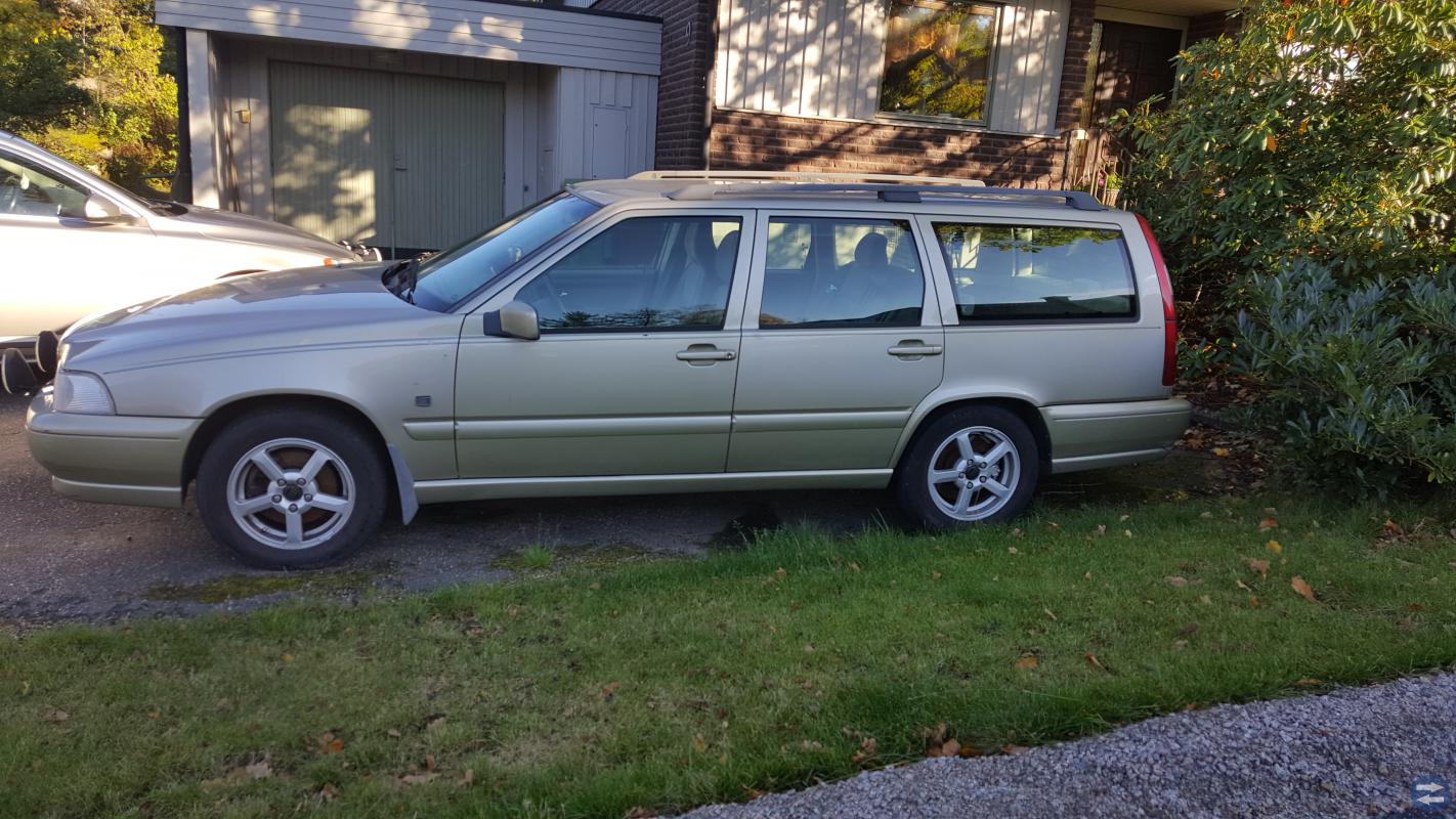 VOLVO V70