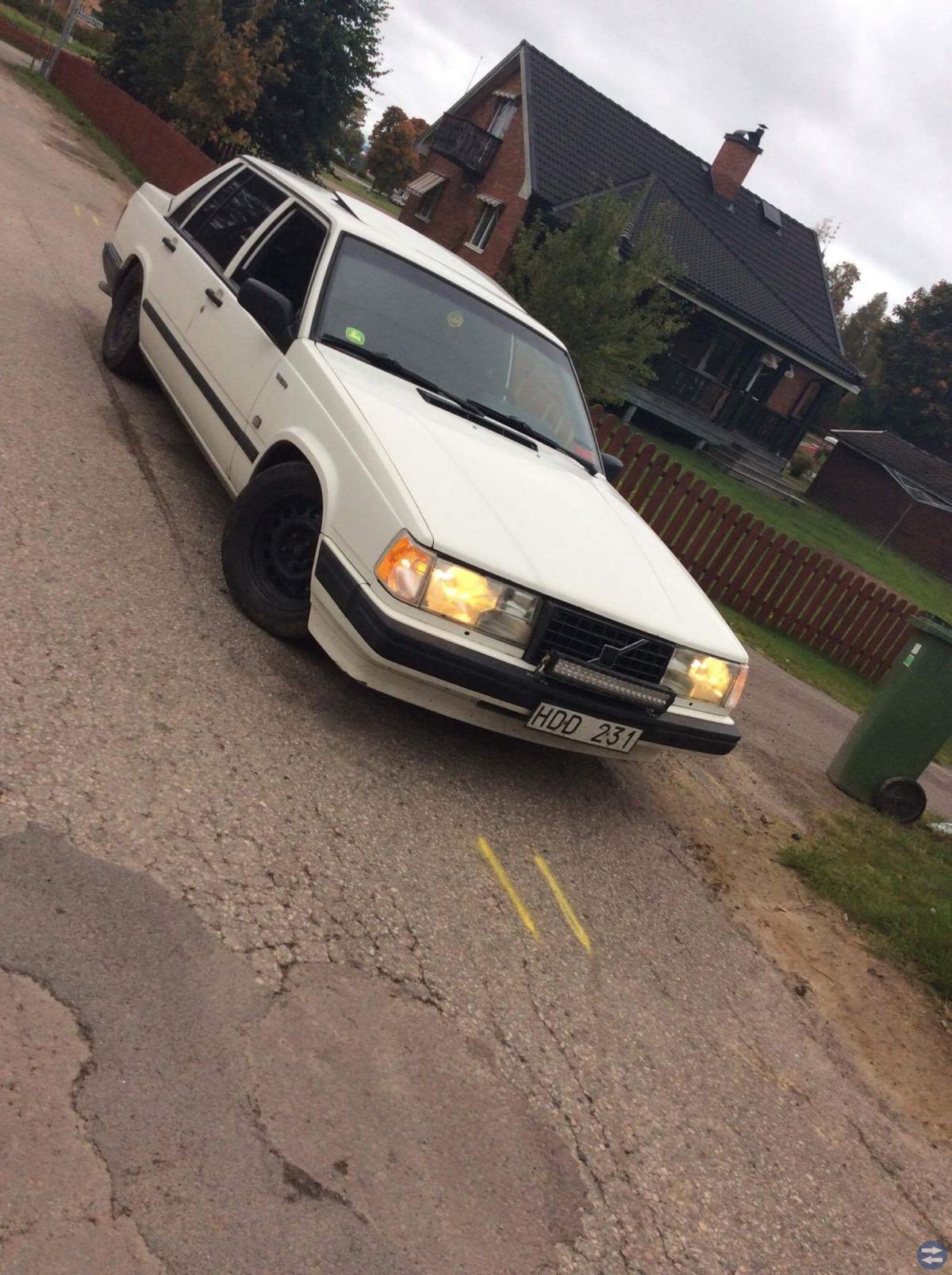 Volvo 740i