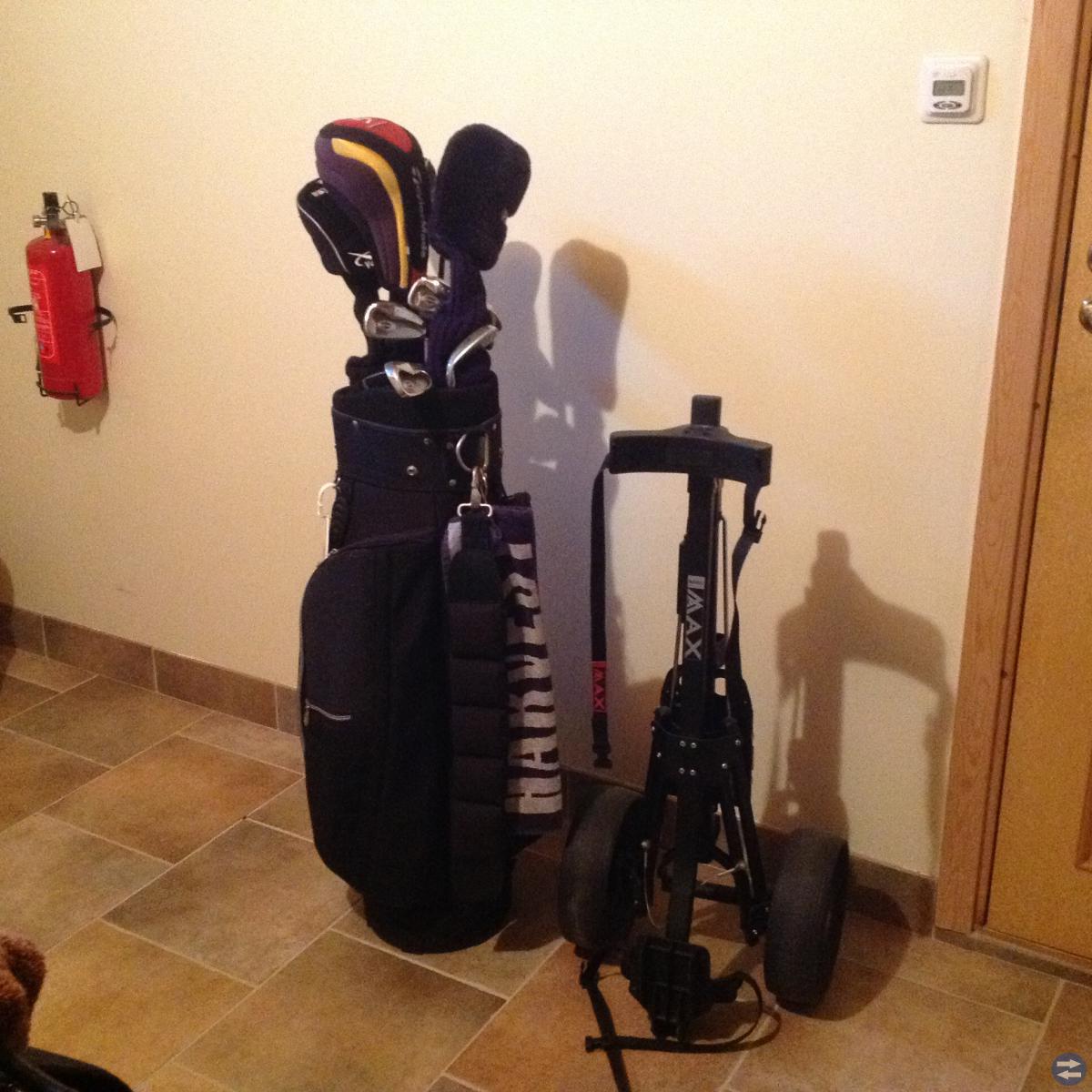 Golfklubbor +bag+vagn