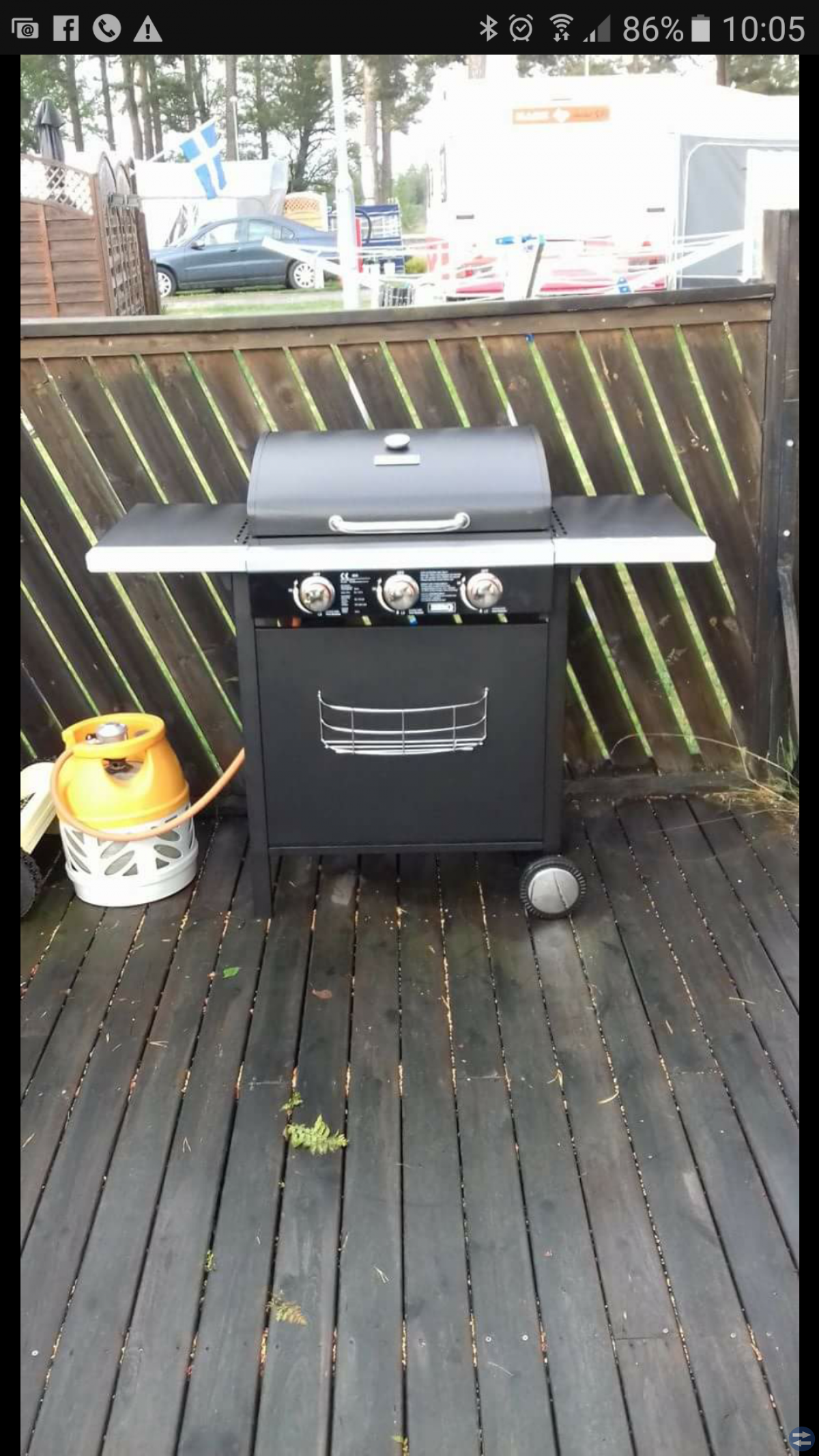 Gasolgrill obetydligt använd med tre brännare
