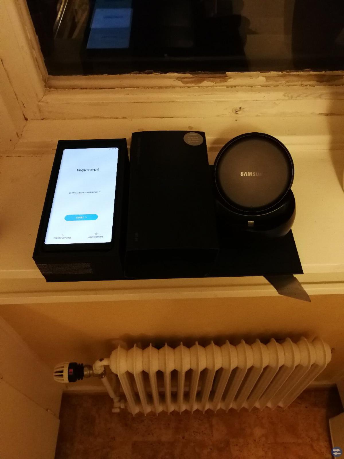 Samsung galaxy note 8 + Samsung dex station
