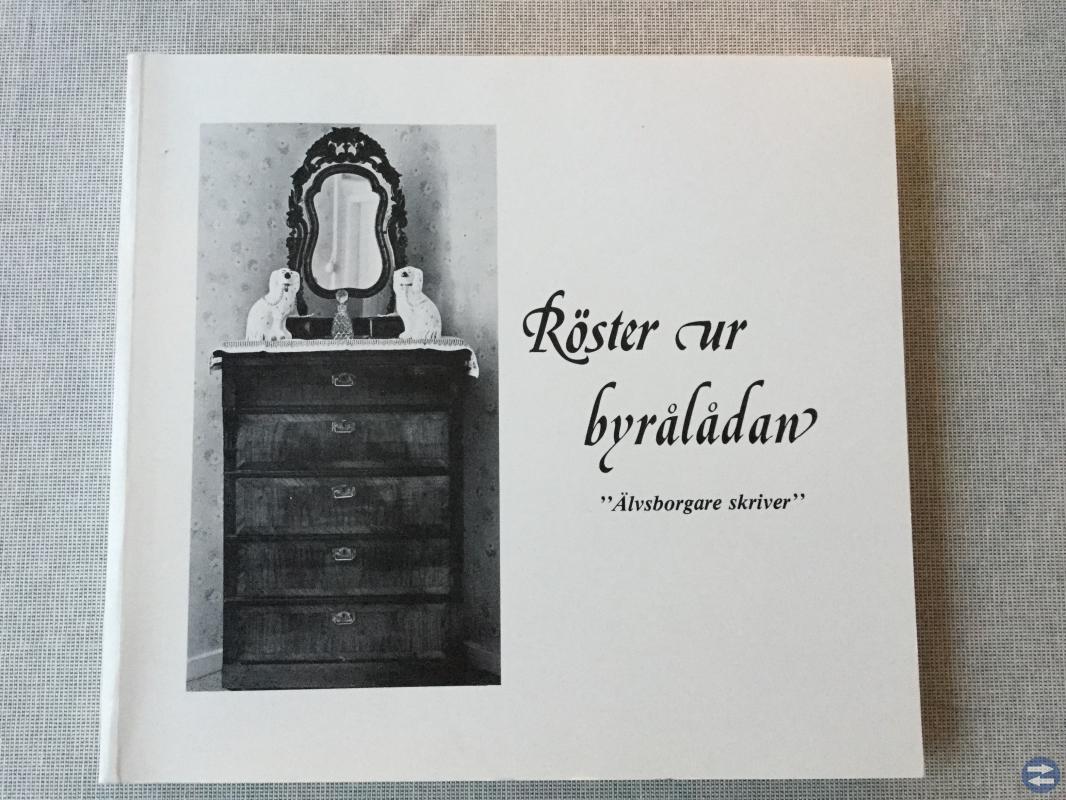 Boken Röster ur byrålådan