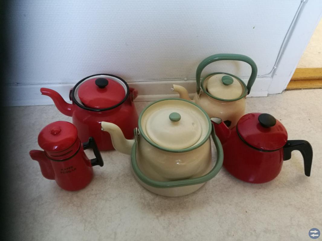4st kaffekannor, kockums m.m, samt spargris