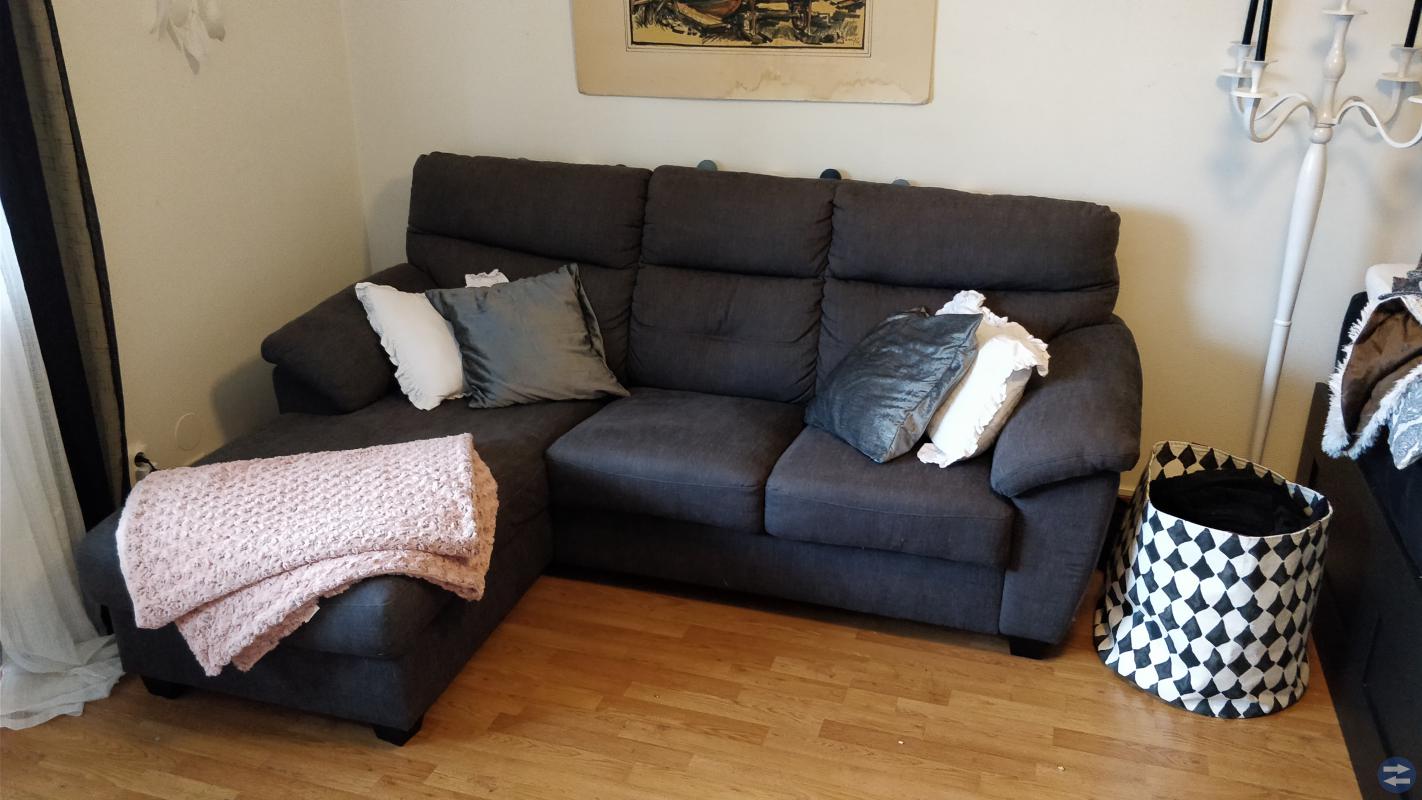 Soffa med schäslong Mio