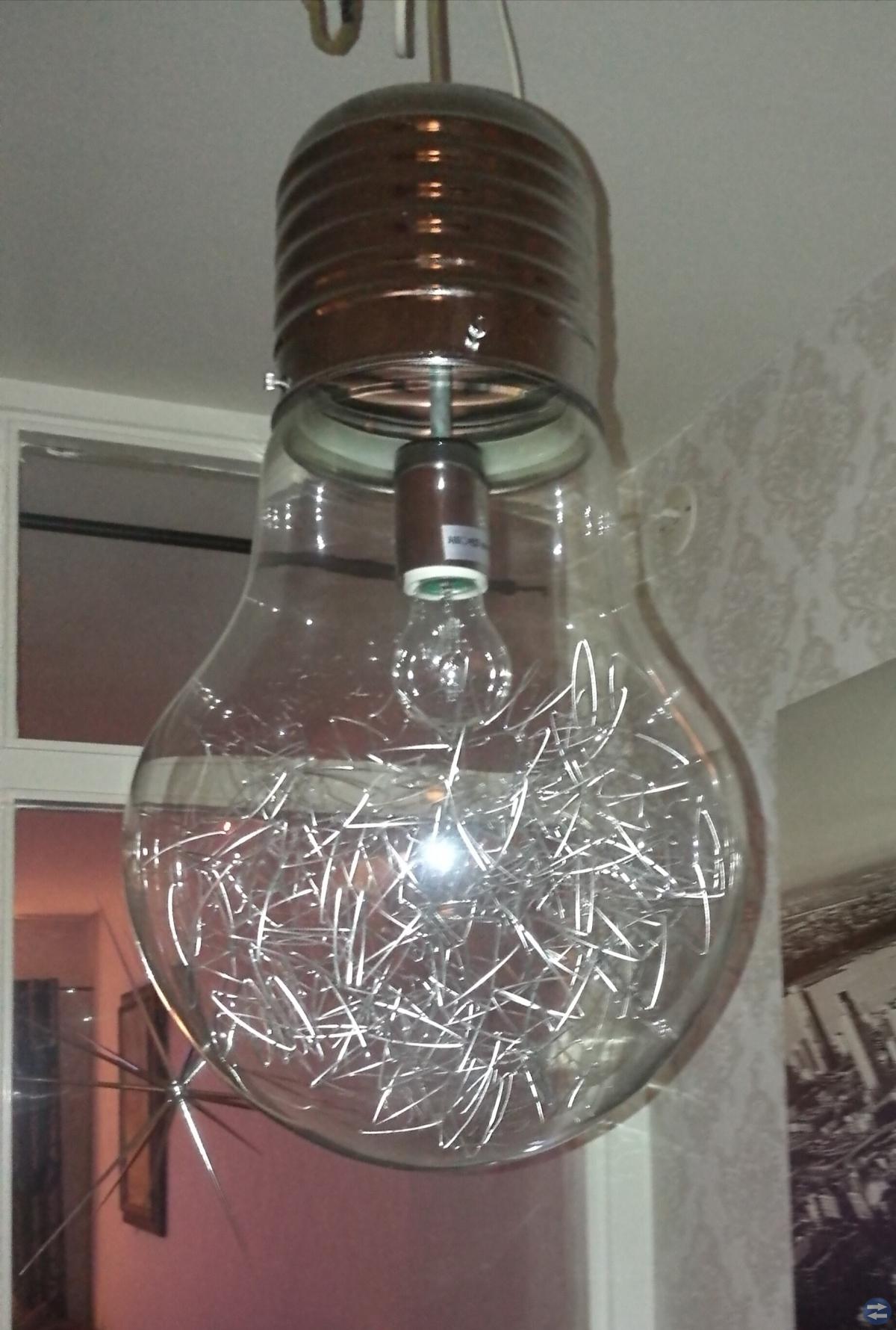 Taklampa Kare Design