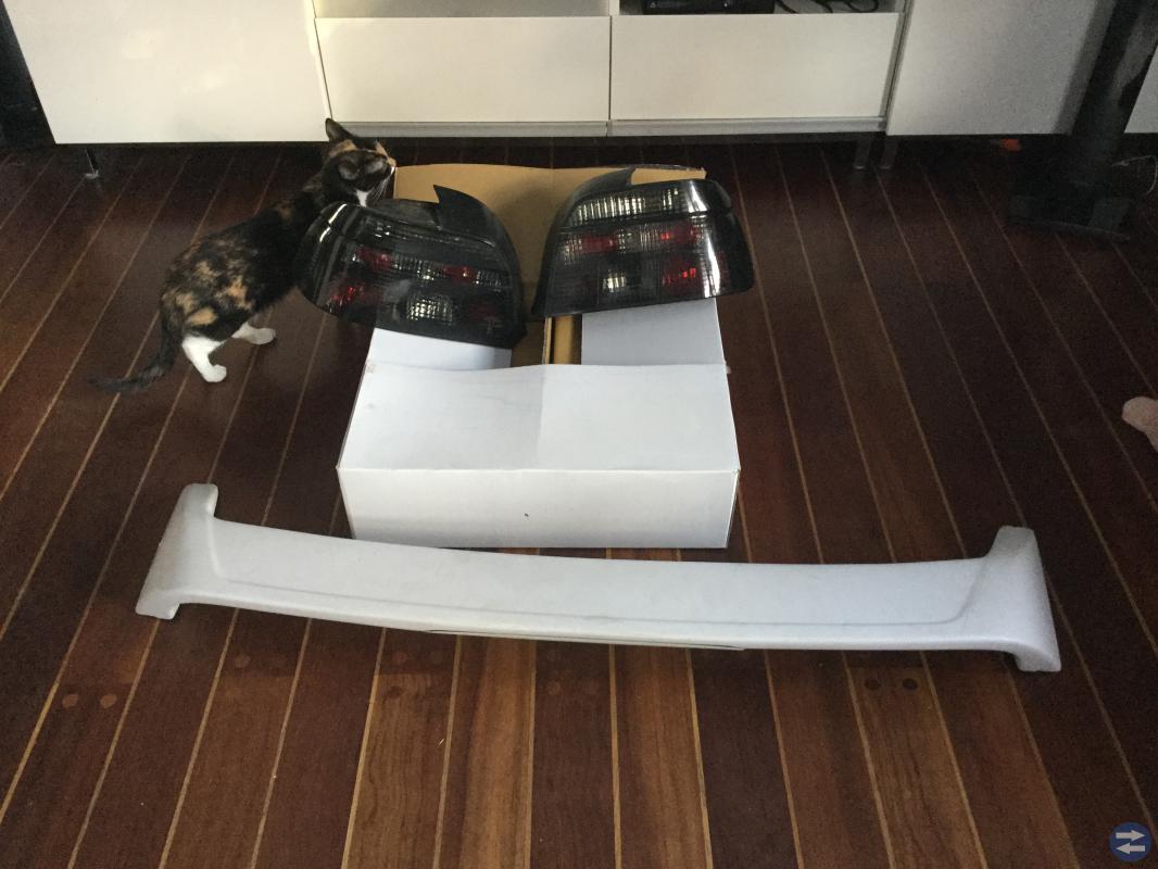 Styling baklysen och Vinge BMW e39