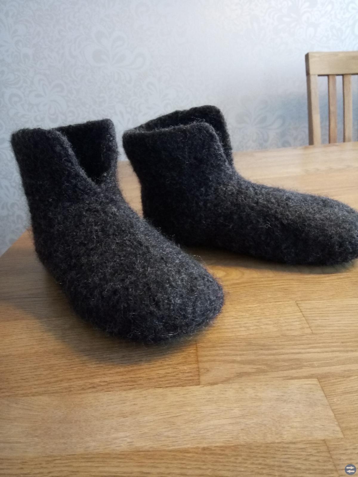 Virkade/tovade tofflor