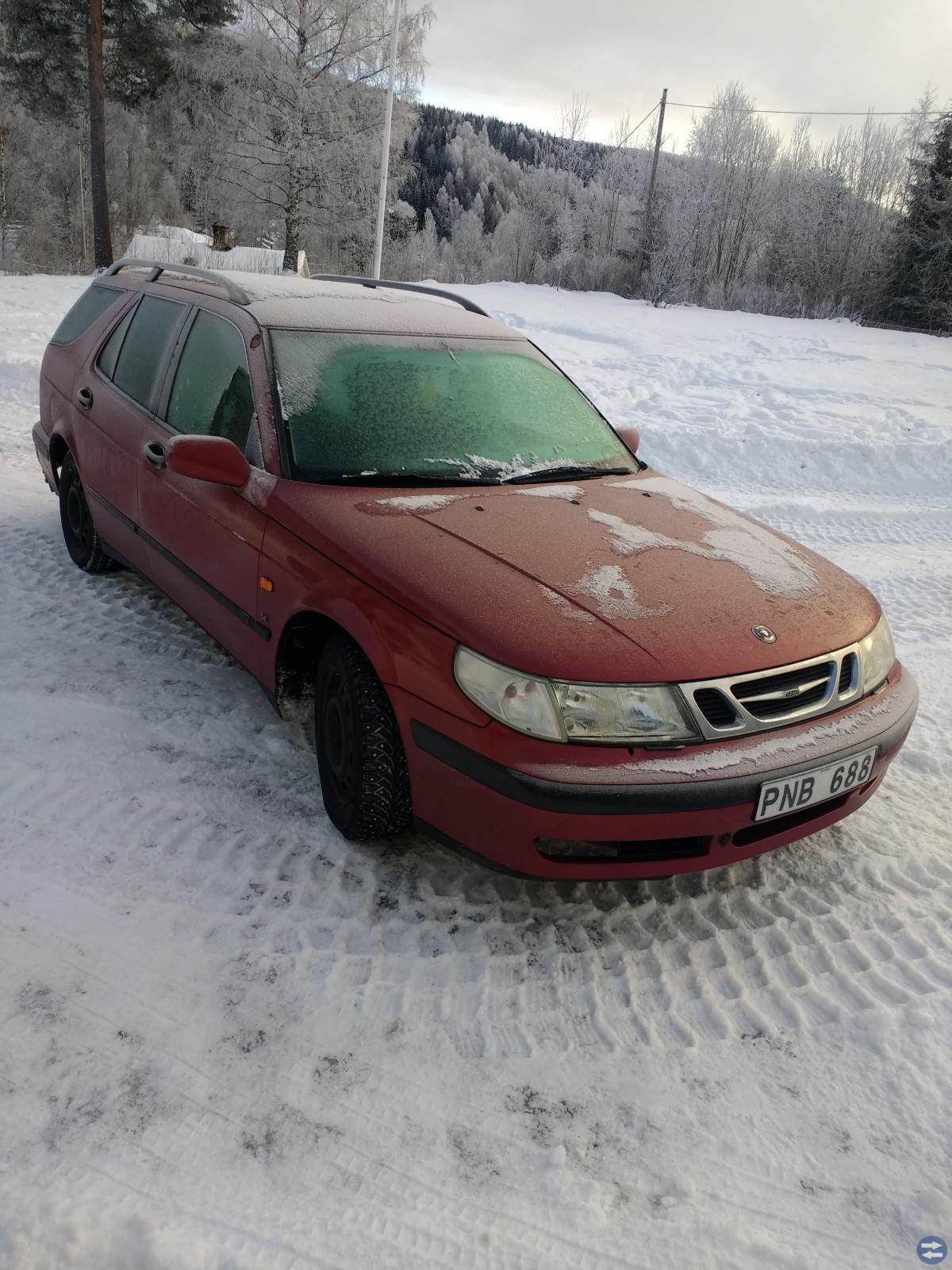 SAAB 9-5 2,3t -99 BYTES