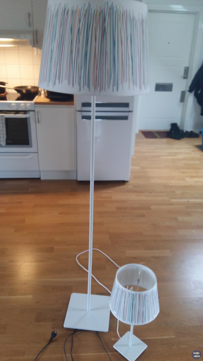 Golv och bordlampa mm