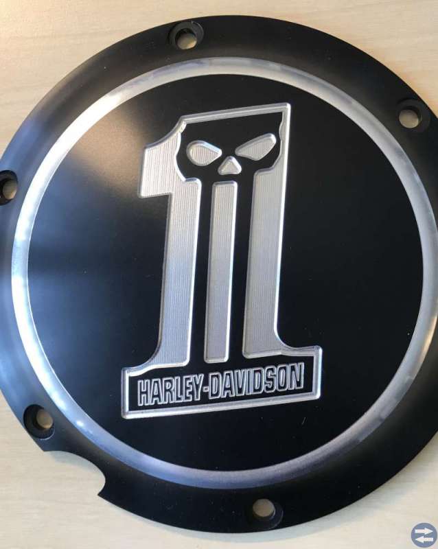 Shield derby cover för HD sportster 883 BUD!!