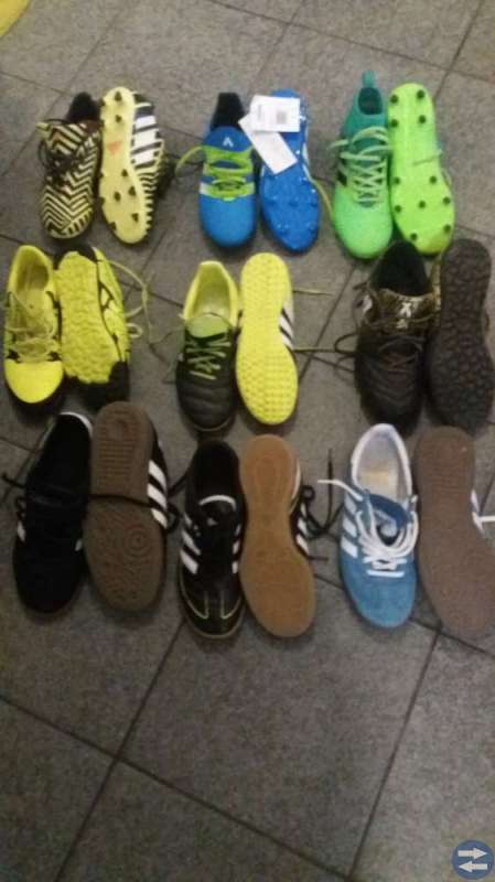Fotbollsskor