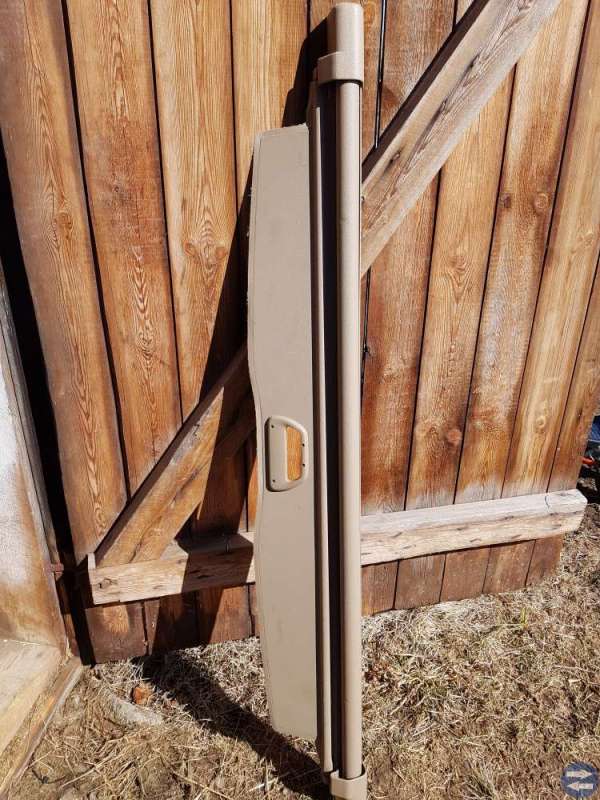 Bagageskydd till volvo v70 modell -03