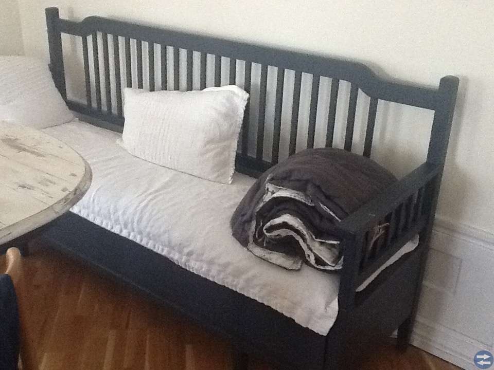 Gammal l bädd/ köks soffa