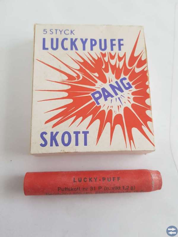 Söker gamla pyrotekniska produkter