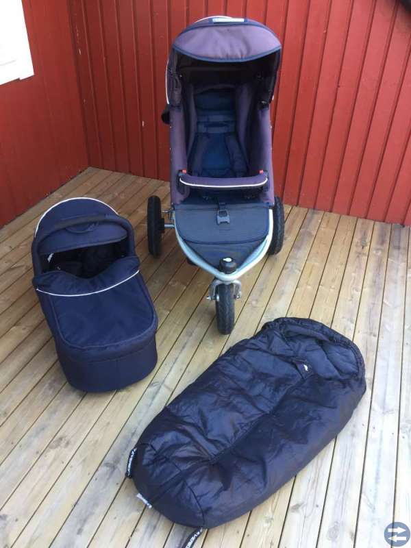 Babytravel barnvagn med sitt- och liggdel