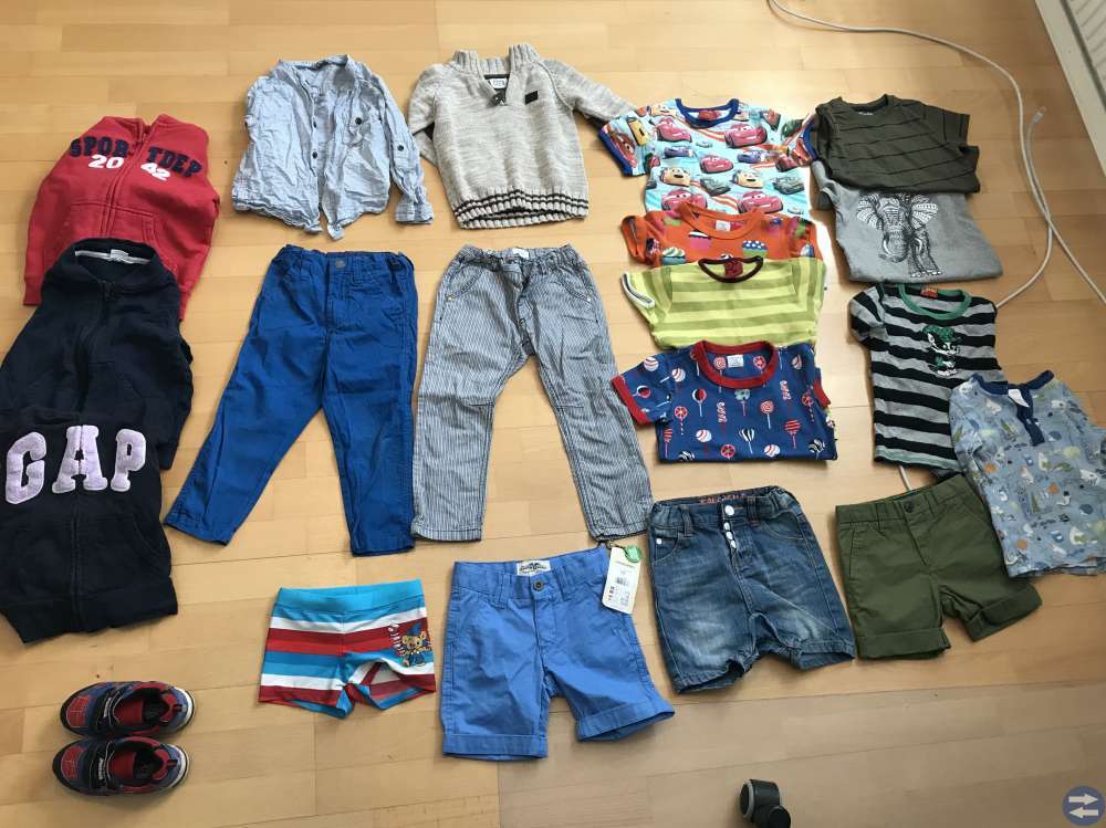 Klädpaket sommarkläder 98 (104)