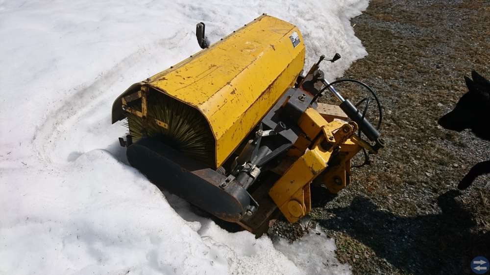 Sopaggregat till grönytemaskin, gårdtraktor