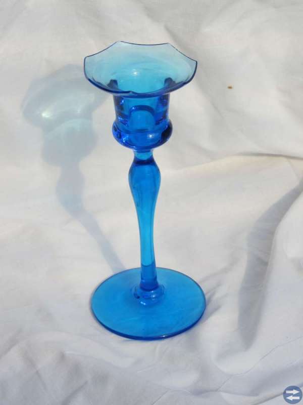 Ljusstake i blått glas