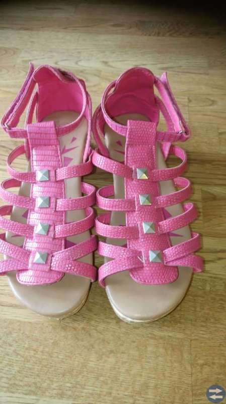 Rosa sandaler