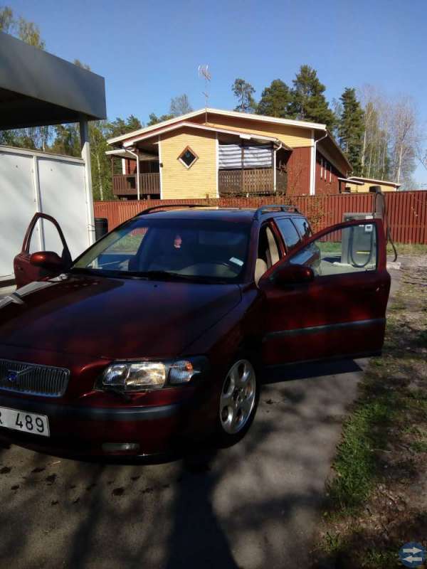 Volvo v70 - 01