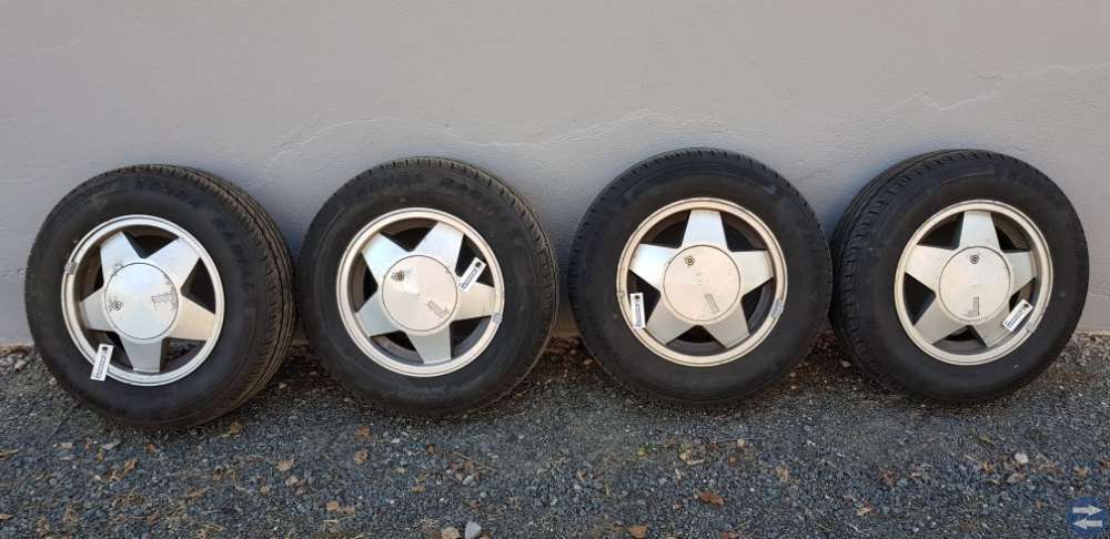 Aluminiumfälgar med sommardäck