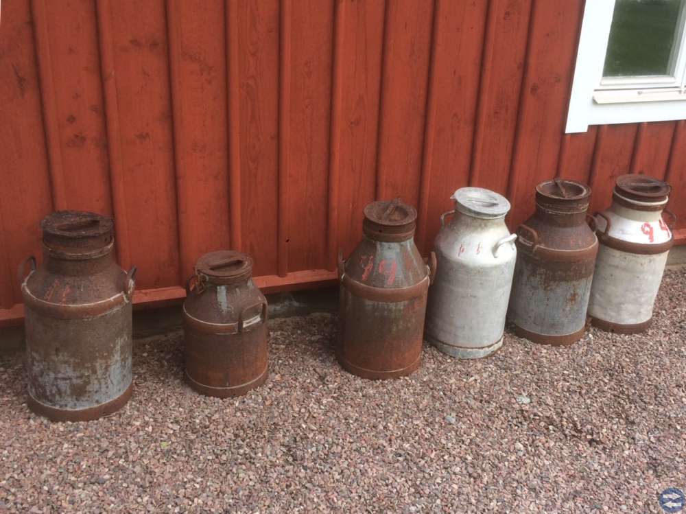 Mjölkkrukor, Mjölkkannor