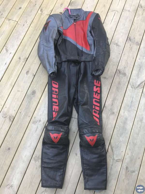 Delbart Mc-ställ/ skinnställ Dainese