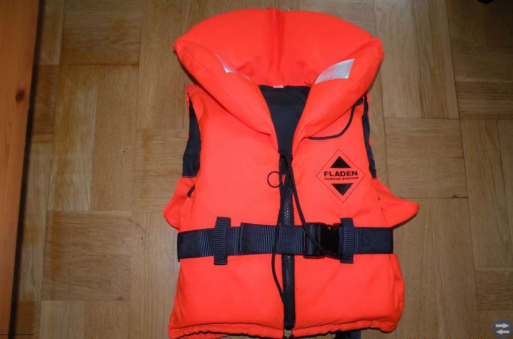 Räddningsväst Fladen 20-30 kg