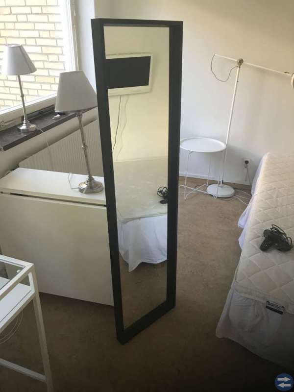 Spegel från Ikea