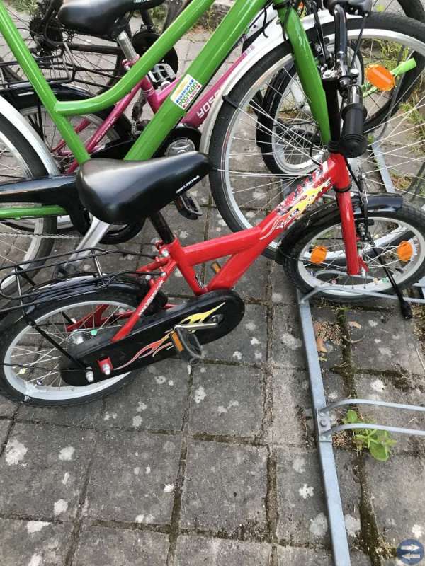 16 tum röd barn cykel .