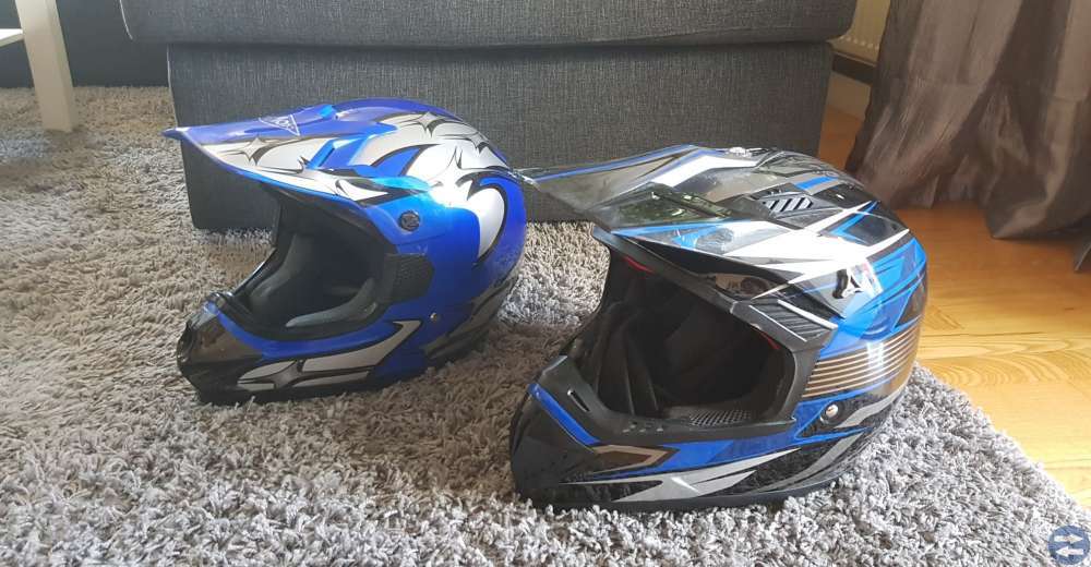 Moped/Cross hjälmar