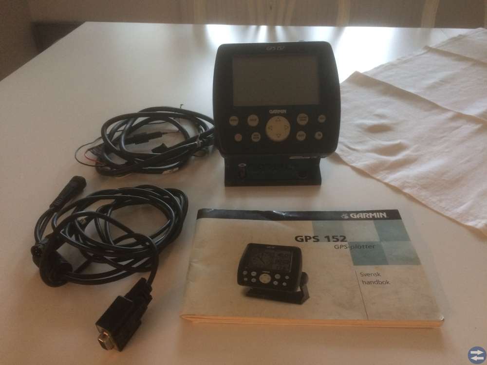 Garmin GPS 152 Plotter