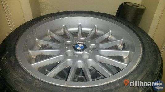 18 tum BMW med däck