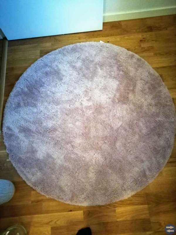 Oanvänd helt ny rund matta Ø 120 cm