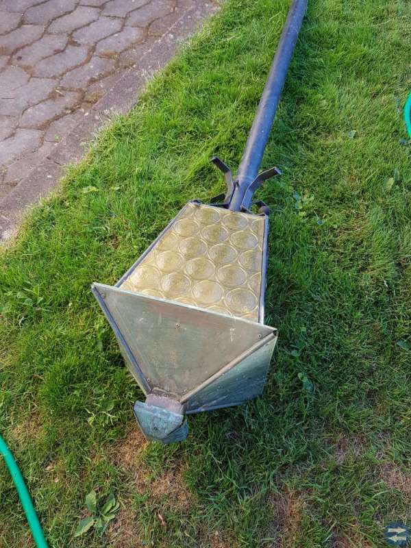 Kult lampa i koppar o gult glas