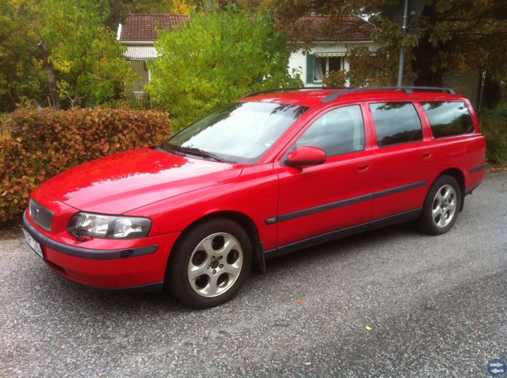 Volvo v70 31000 mil bra skick