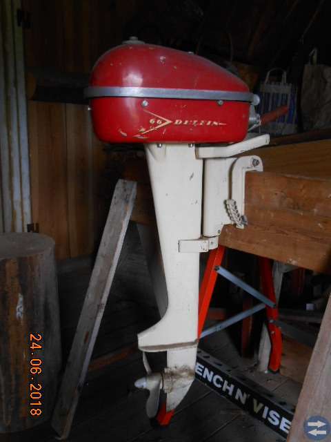 Delfin båtmotor
