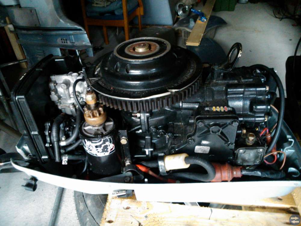 Evinrude 40 hk motor.
