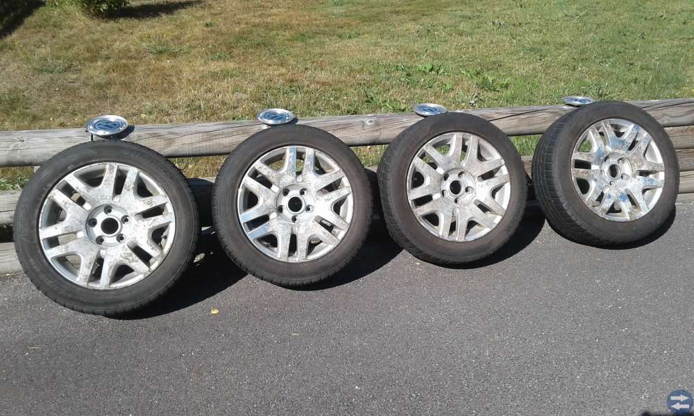 Däck 205/55 R16