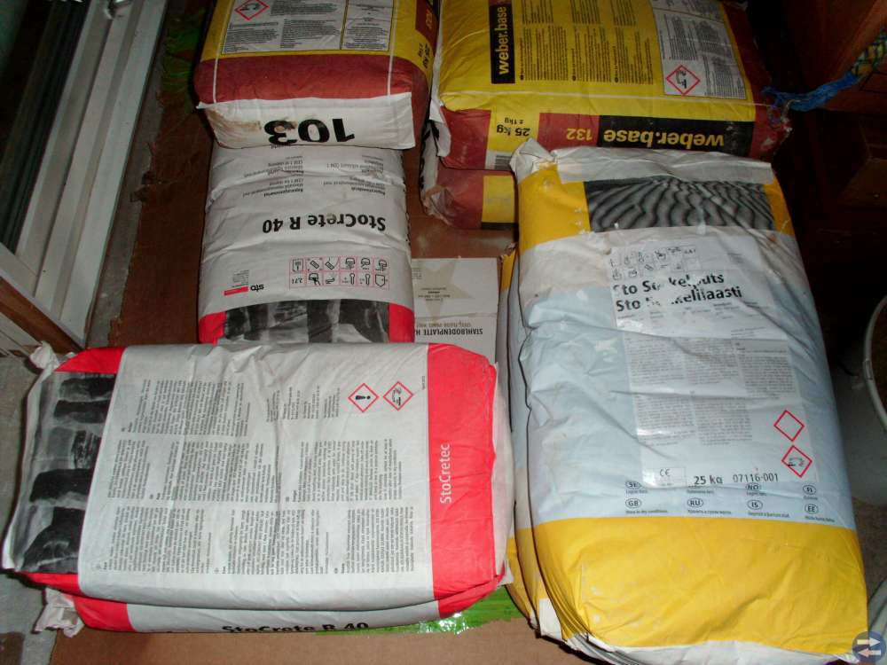 Byggmaterial * putsbruk fasadputs sockelputs