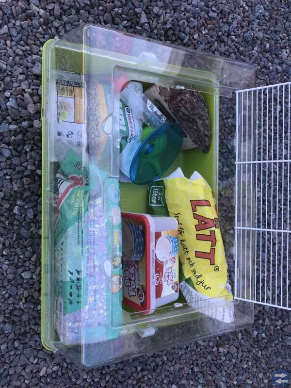 Hamsterbur med tillbehör